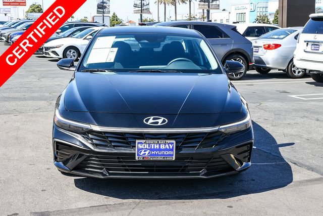 Certified 2024 Hyundai Elantra SEL FWD image 2
