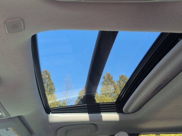 Certified 2023 Toyota Corolla Cross LE image 14