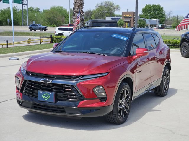 Certified 2026 Chevrolet Blazer RS w/ Driver Confidence II Package FWD image 3
