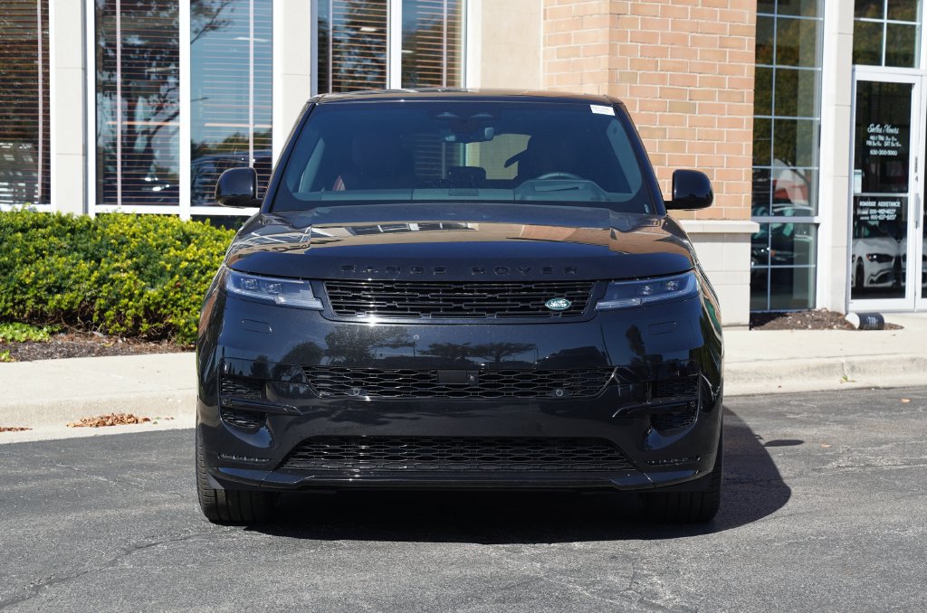 New 2027 Land Rover Range Rover Sport Dynamic SE AWD/4WD image 4