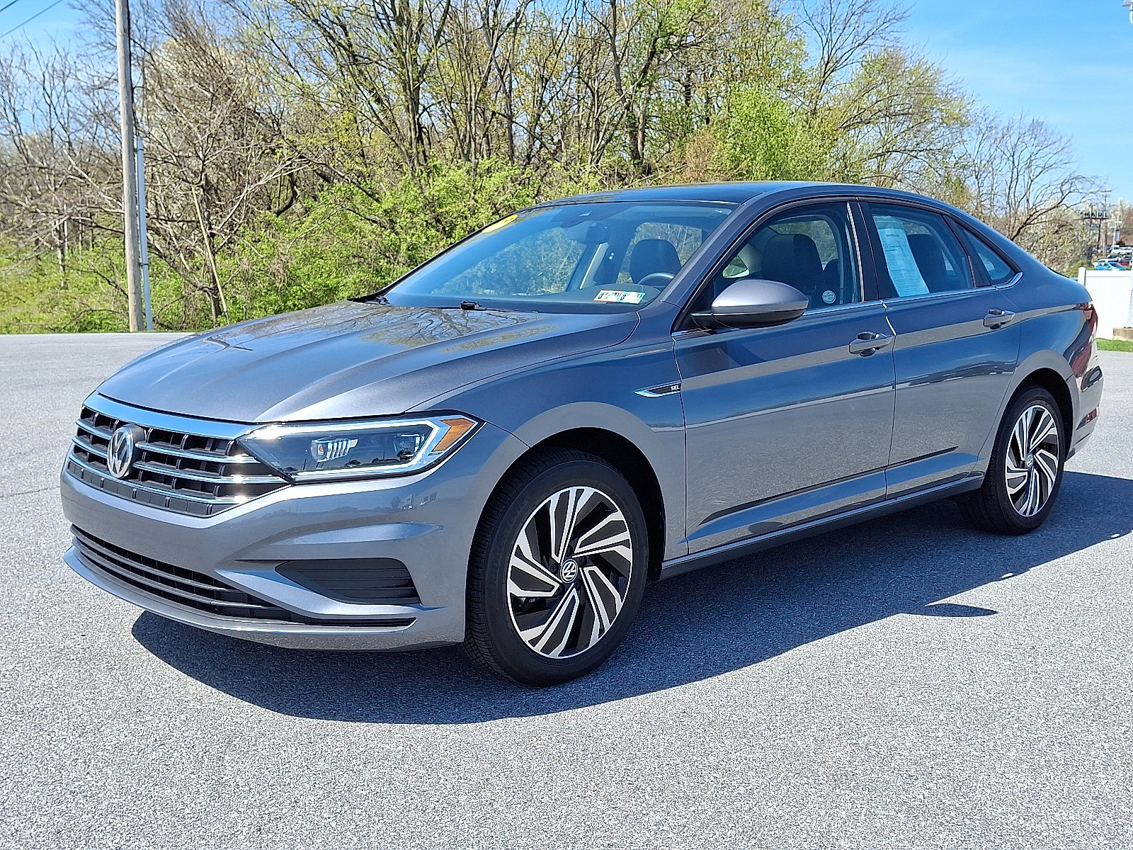Used 2020 Volkswagen Jetta SEL FWD image 3