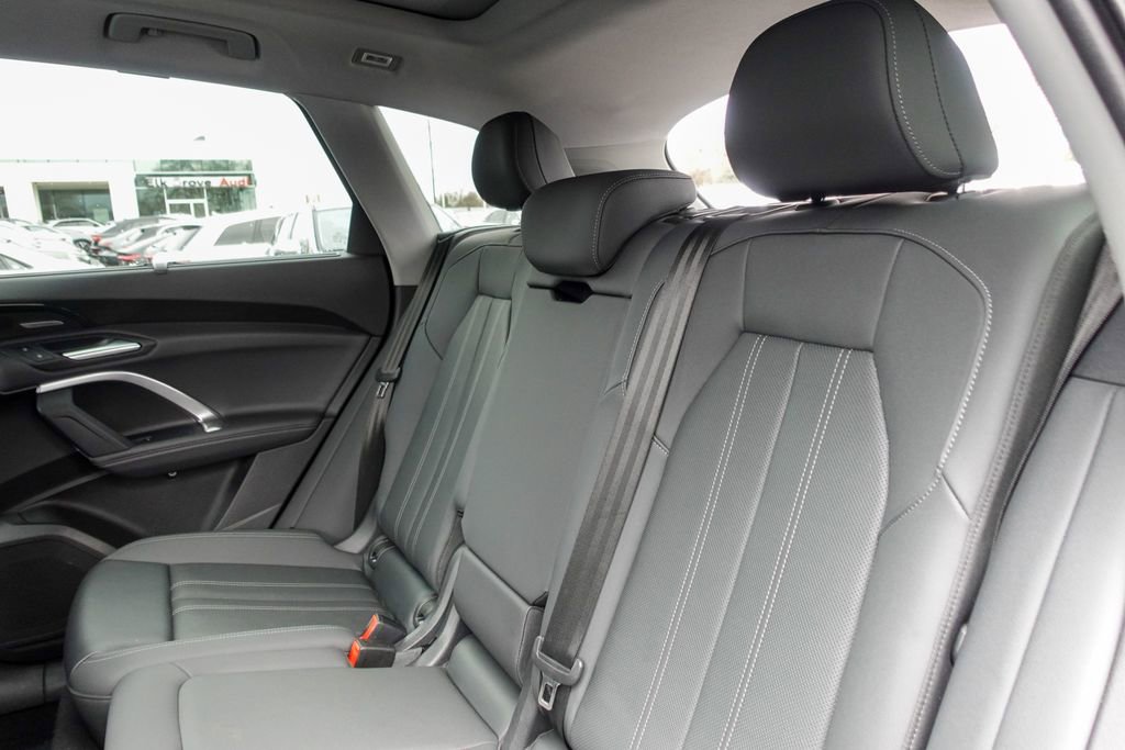 Used 2025 Audi Q5 Premium Plus w/ Premium Plus image 22