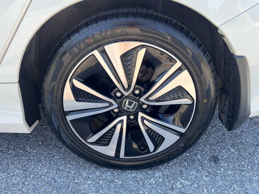 Used 2018 Honda Civic EX-L image 23