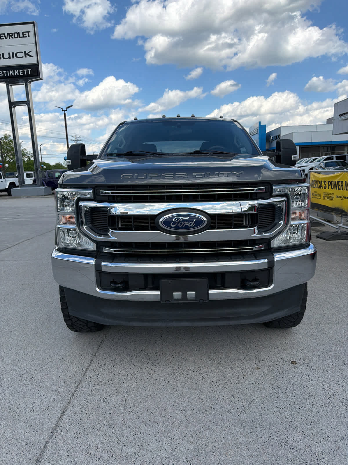 Used 2020 Ford F250 XL w/ STX Appearance Package image 3