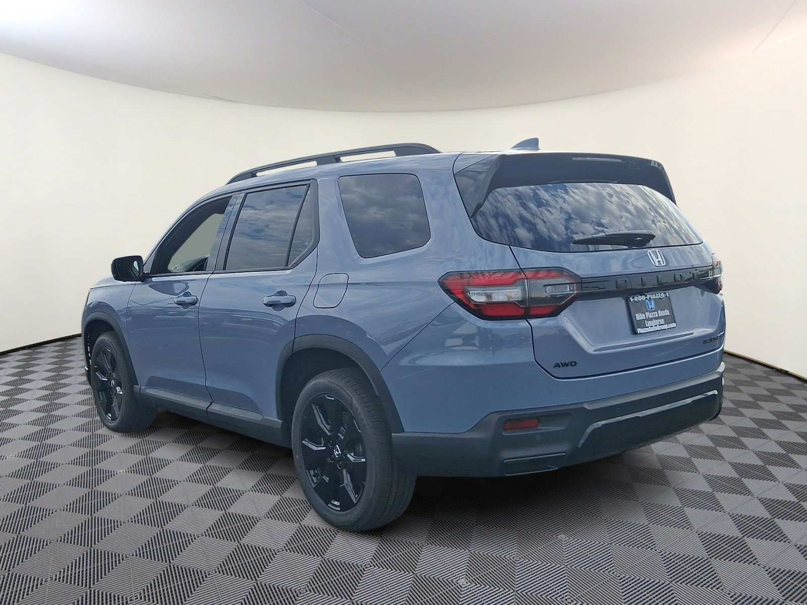 New 2026 Honda Pilot Black Edition image 3