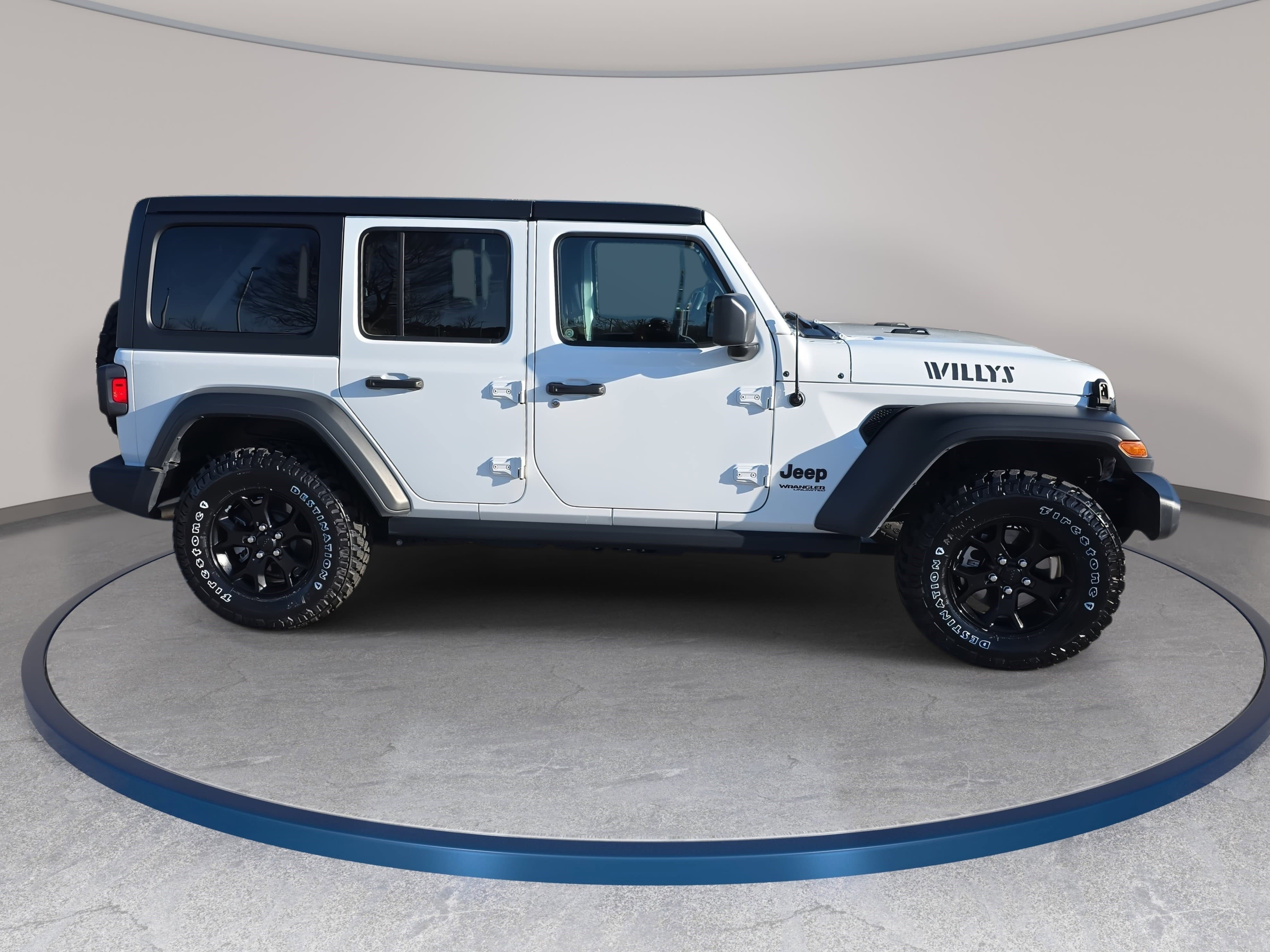 Used 2021 Jeep Wrangler Unlimited Willys image 4
