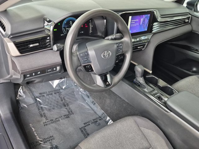 Used 2025 Toyota Camry LE FWD image 17