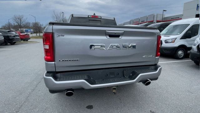 Used 2025 RAM 1500 Laramie w/ Sport Appearance Package AWD/4WD image 3