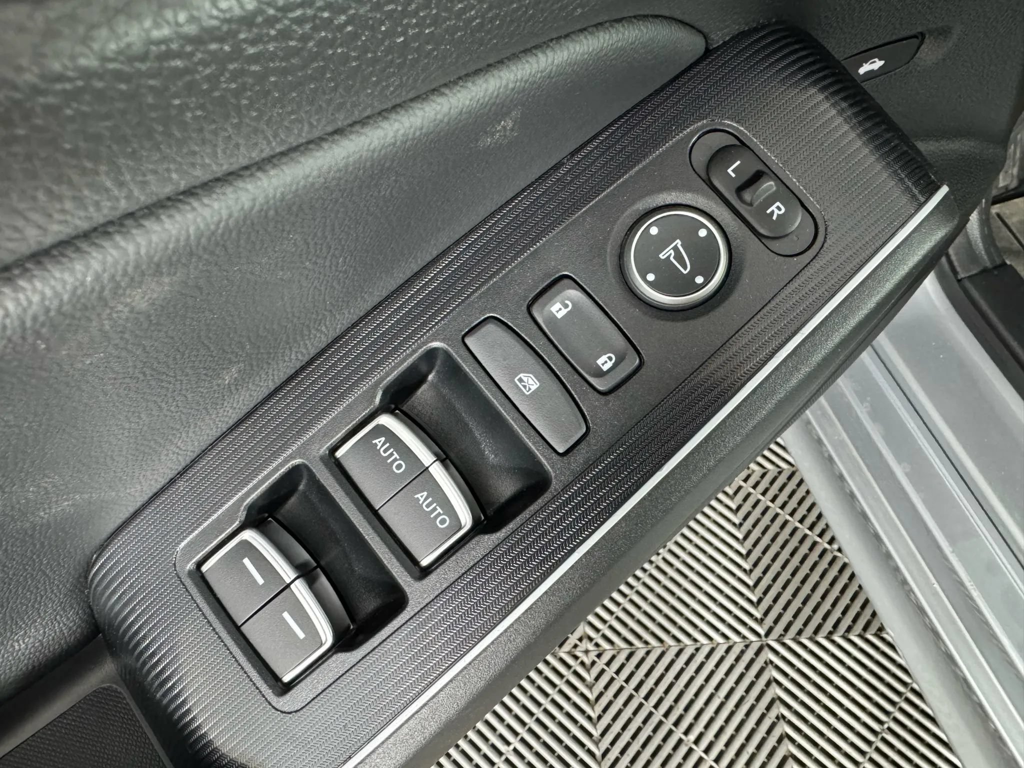 Used 2025 Honda Civic Sport Touring image 42