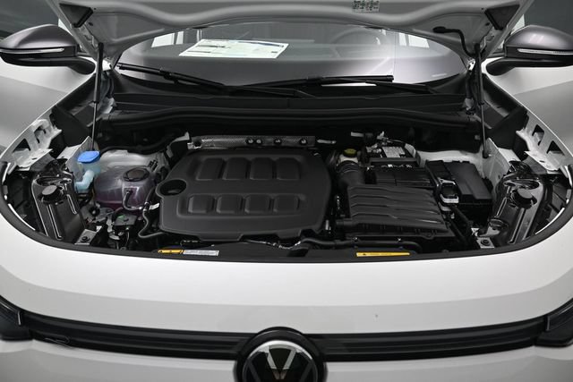 New 2026 Volkswagen Tiguan SE R-Line AWD/4WD image 15