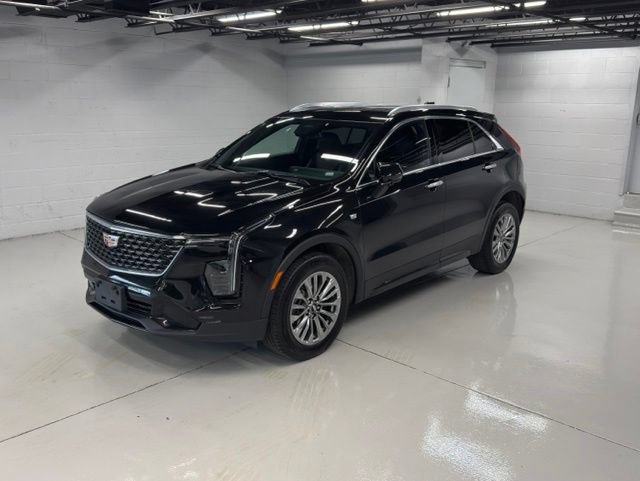 Used 2025 Cadillac XT4 Premium Luxury AWD/4WD image 1