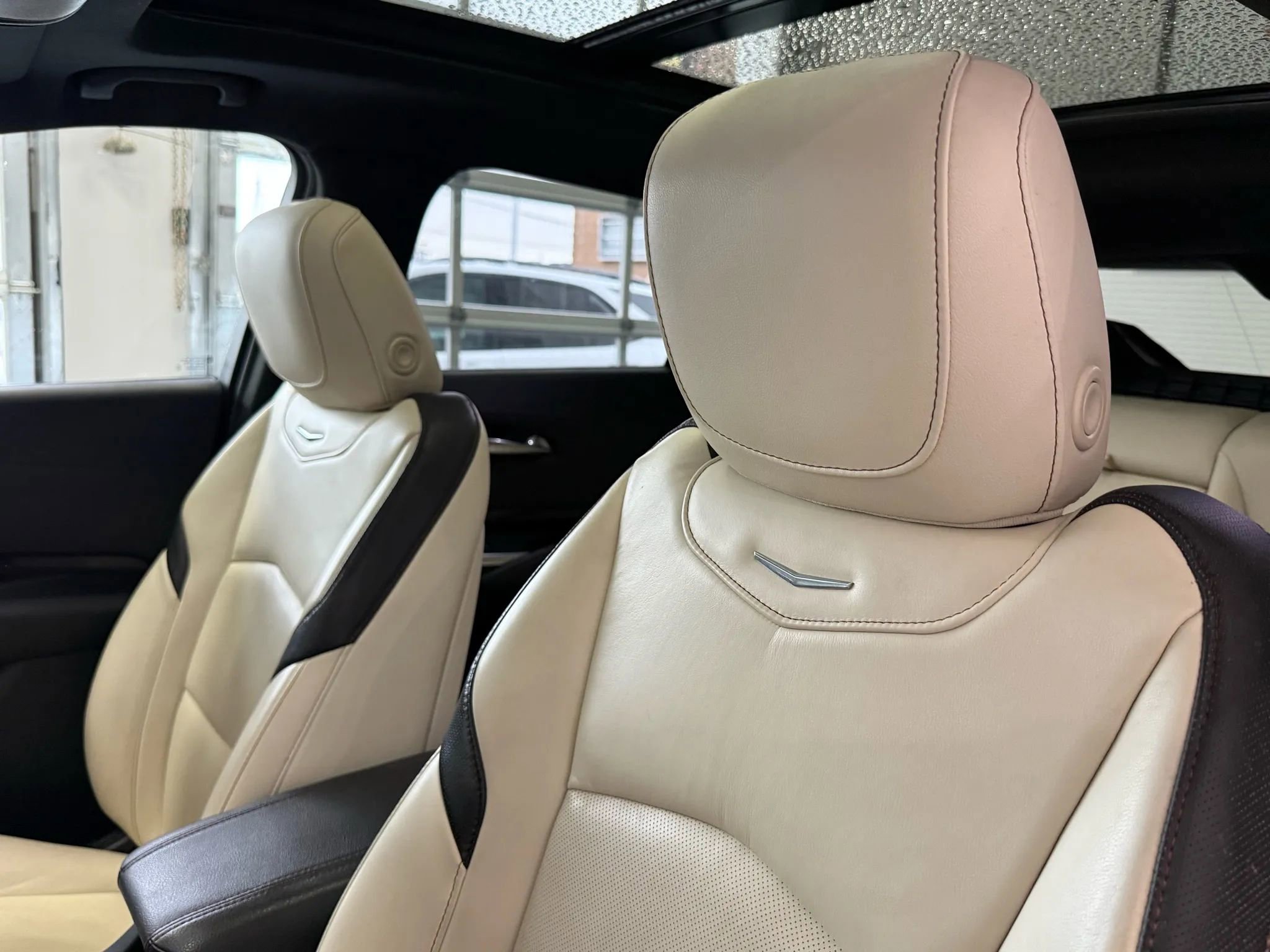 Used 2021 Cadillac XT4 Sport image 9