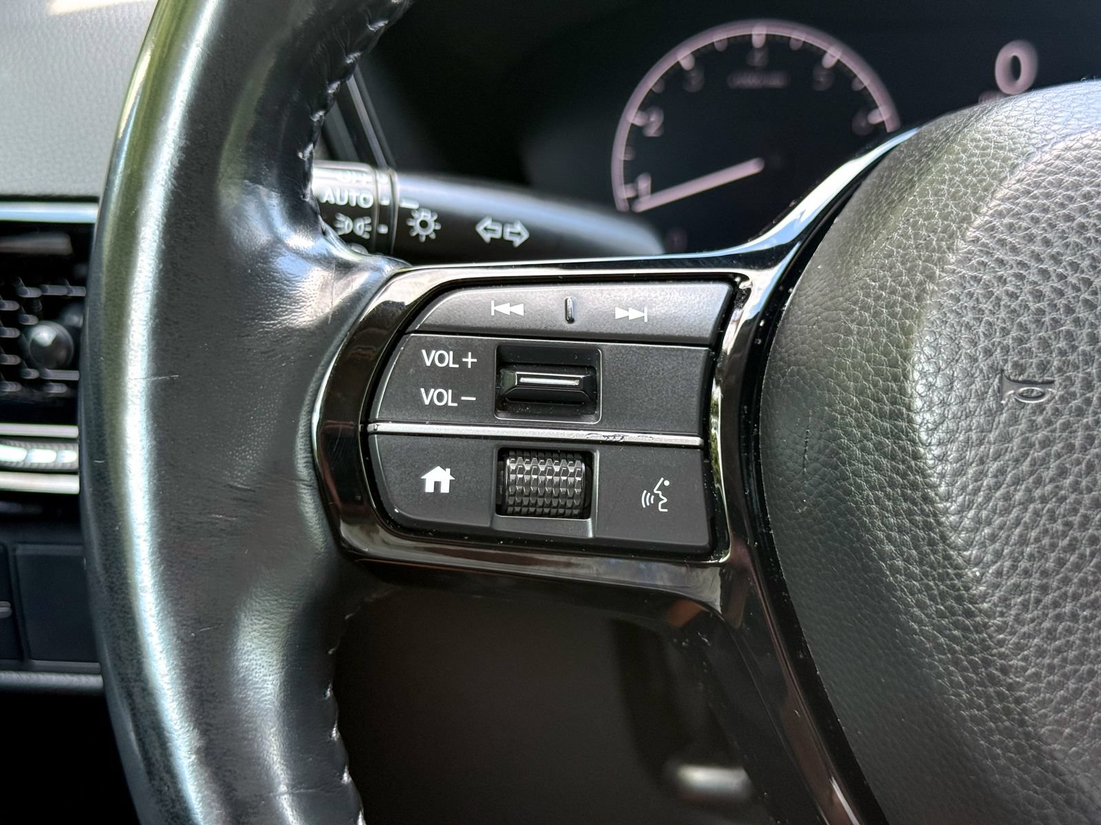 Used 2023 Honda CR-V EX-L image 34
