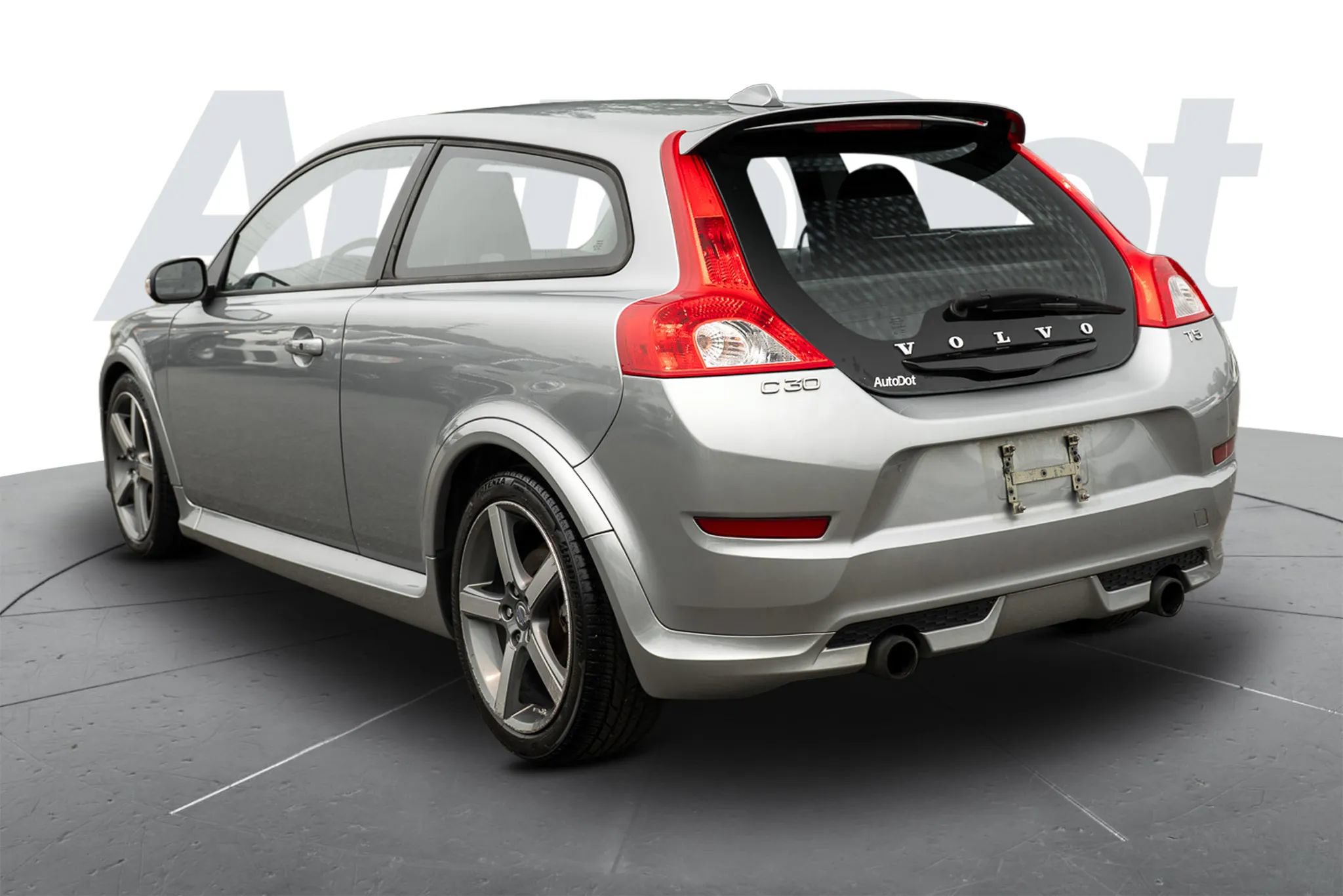 Used 2013 Volvo C30 T5 R-Design FWD image 2