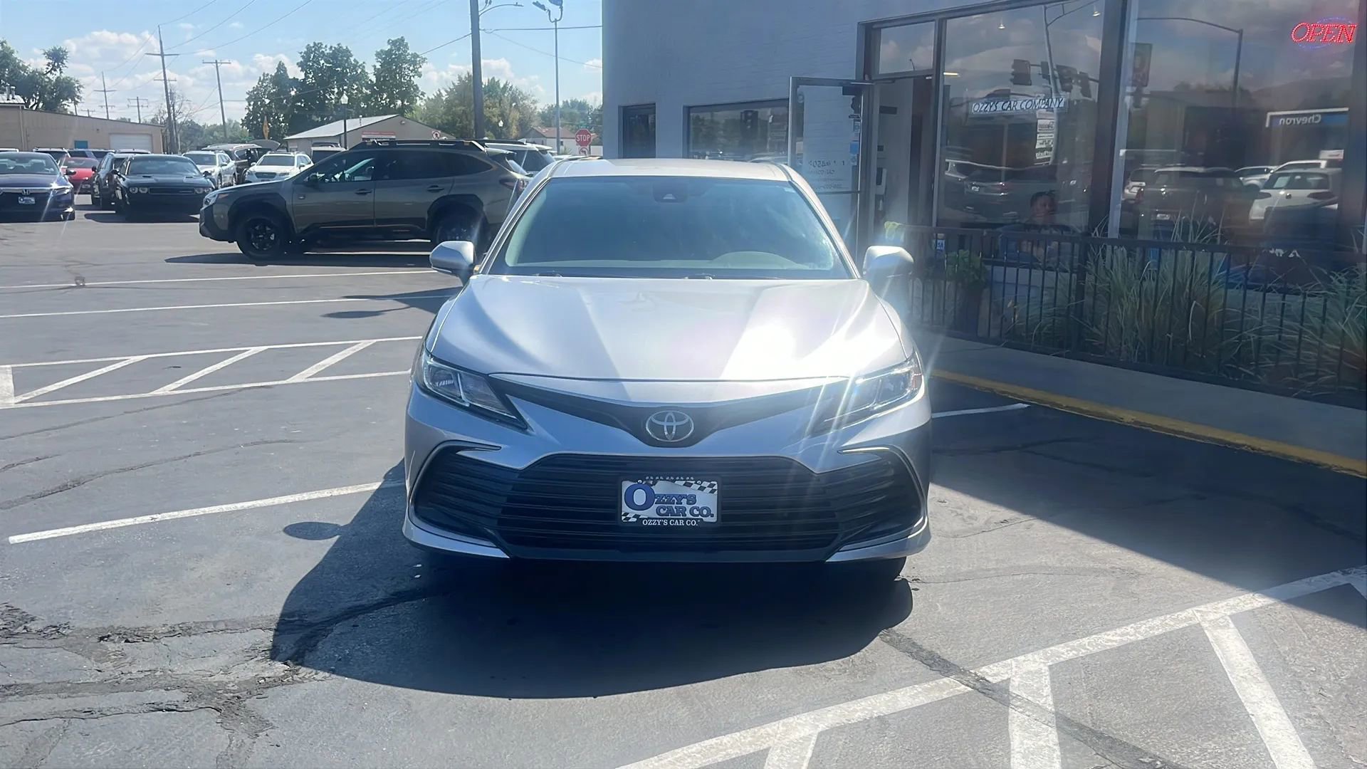 Used 2022 Toyota Camry LE w/ Cold Weather Package image 8