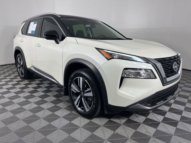 Used 2023 Nissan Rogue SL FWD image 3