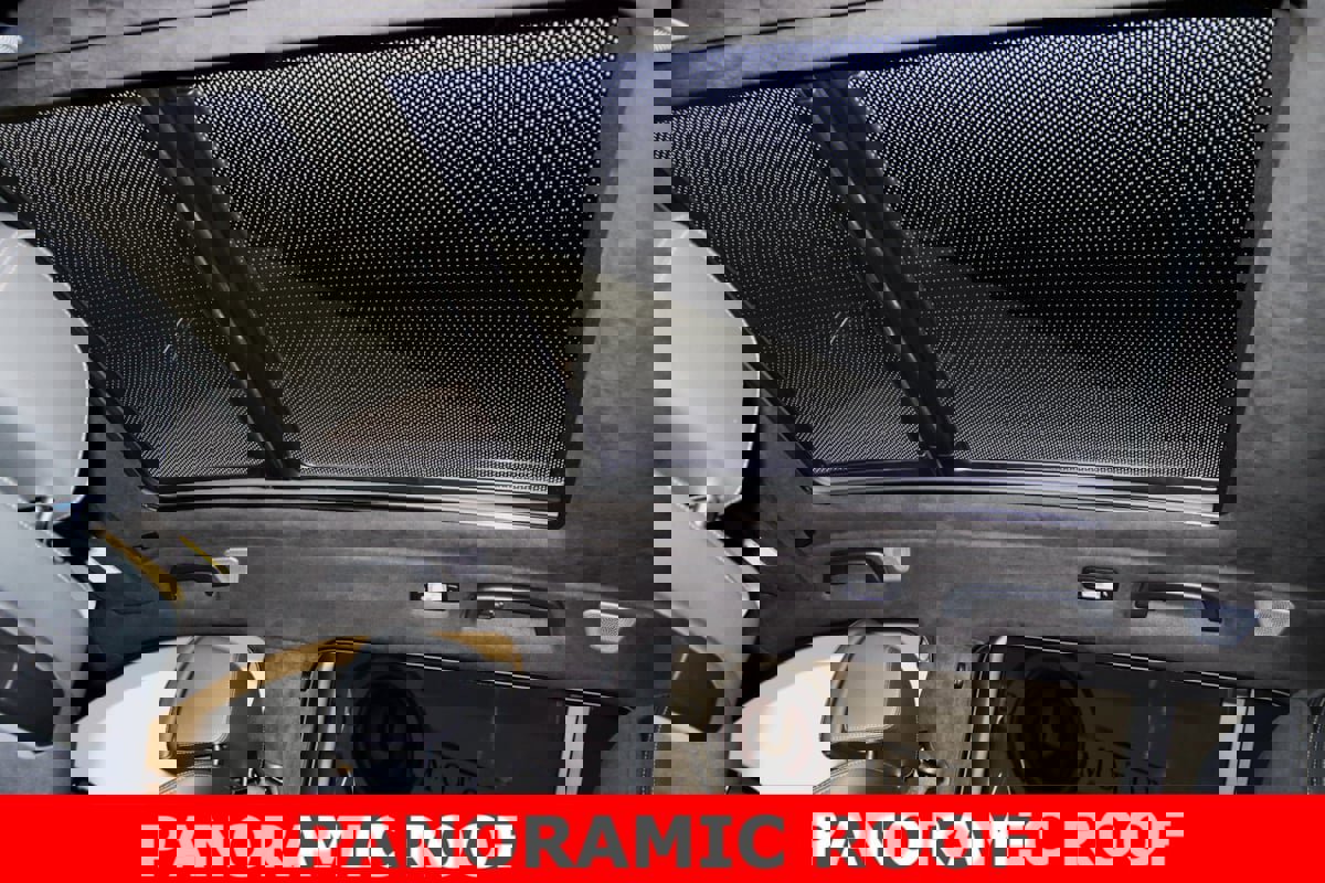 Used 2024 BMW X7 M60i image 21