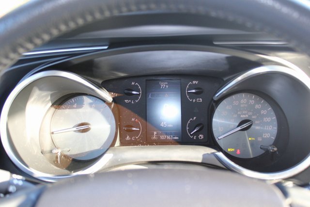 Used 2022 Toyota Sequoia TRD Sport image 9