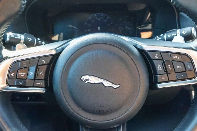 Used 2018 Jaguar XF S image 31