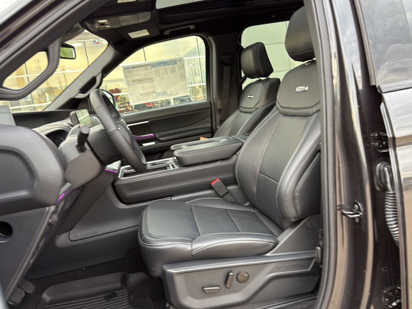New 2025 Ford Expedition Platinum w/ Stealth Appearance Package image 11