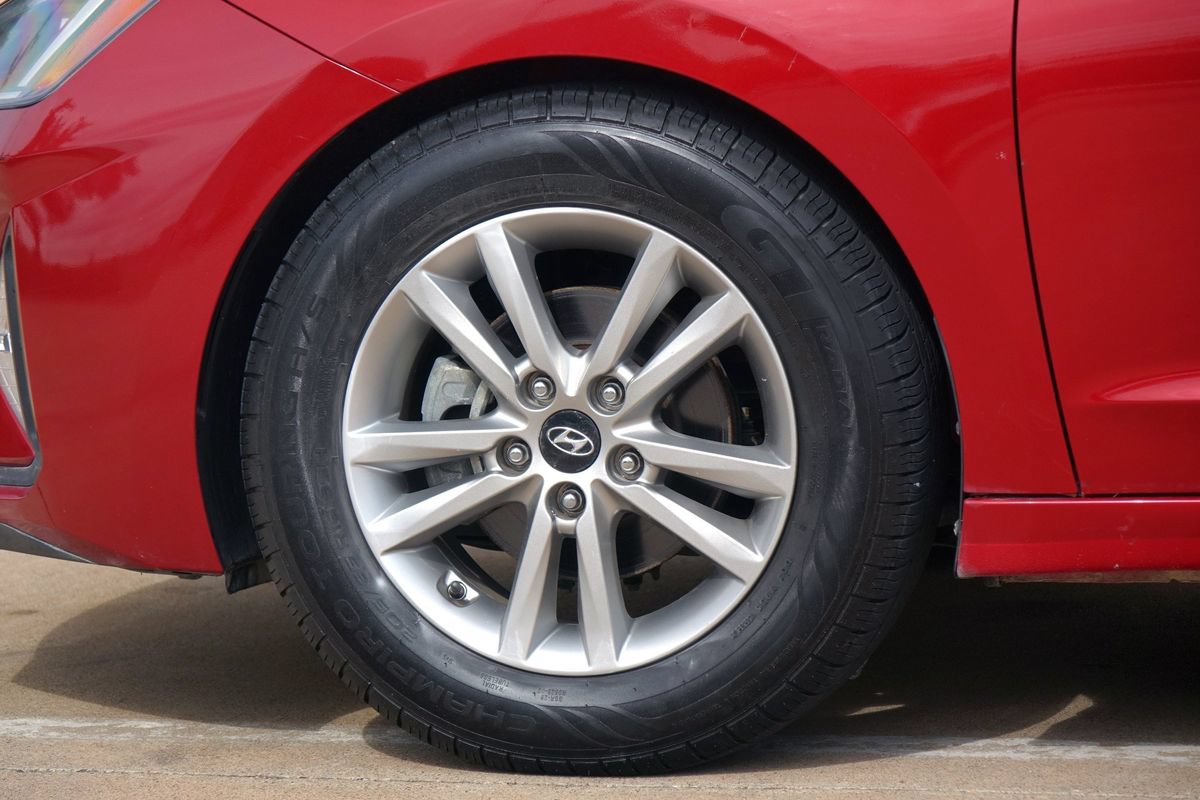 Used 2019 Hyundai Elantra Value Edition FWD image 25
