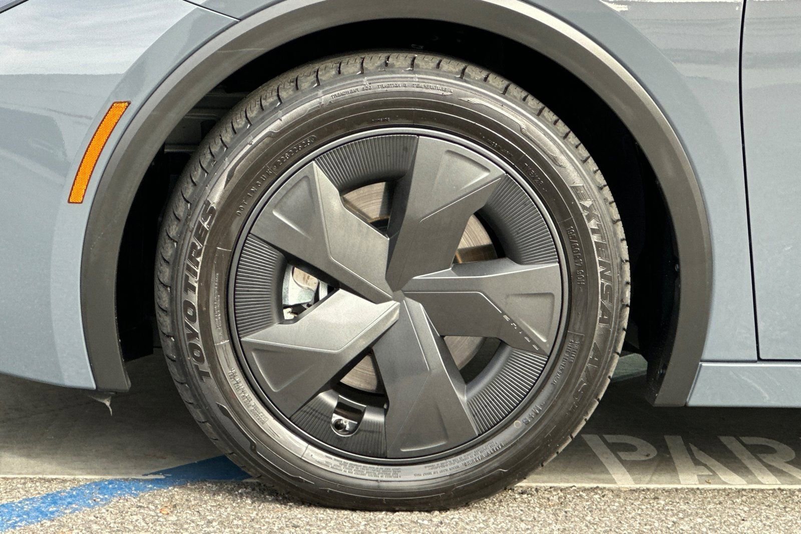 Used 2026 Toyota Prius Plug-In Hybrid FWD image 26