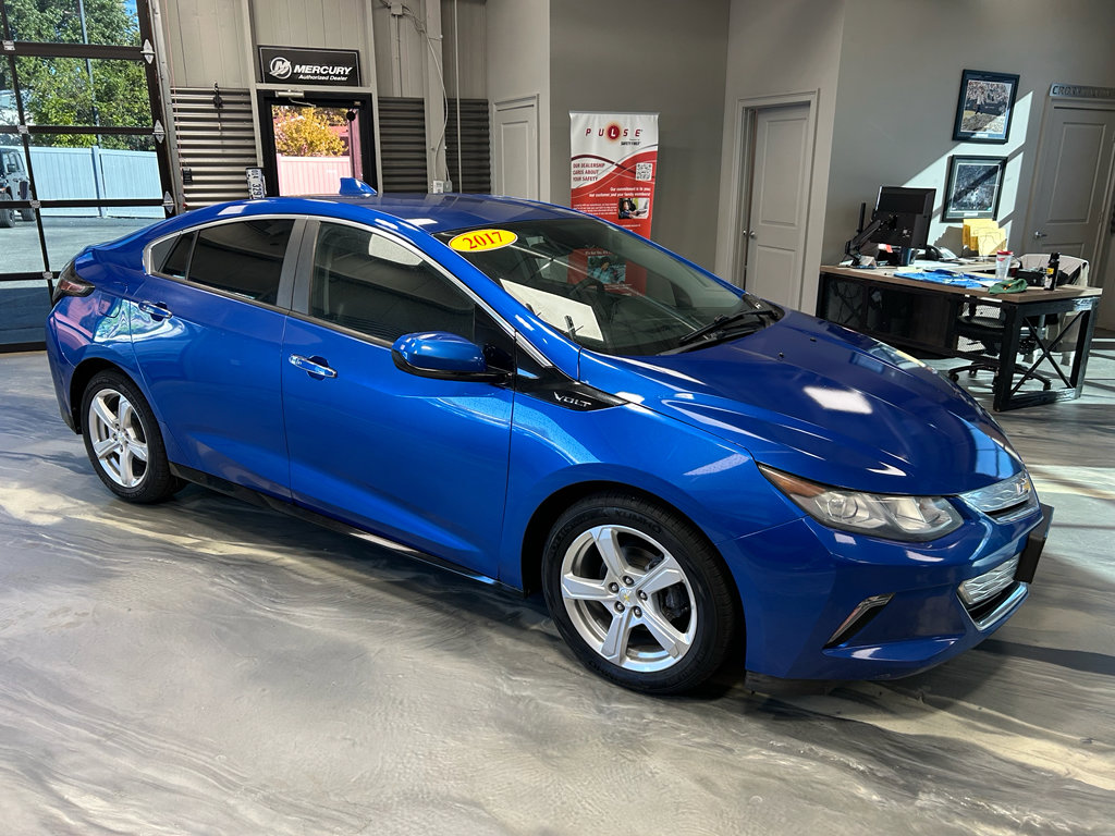 Used 2017 Chevrolet Volt LT w/ Comfort Package FWD image 26