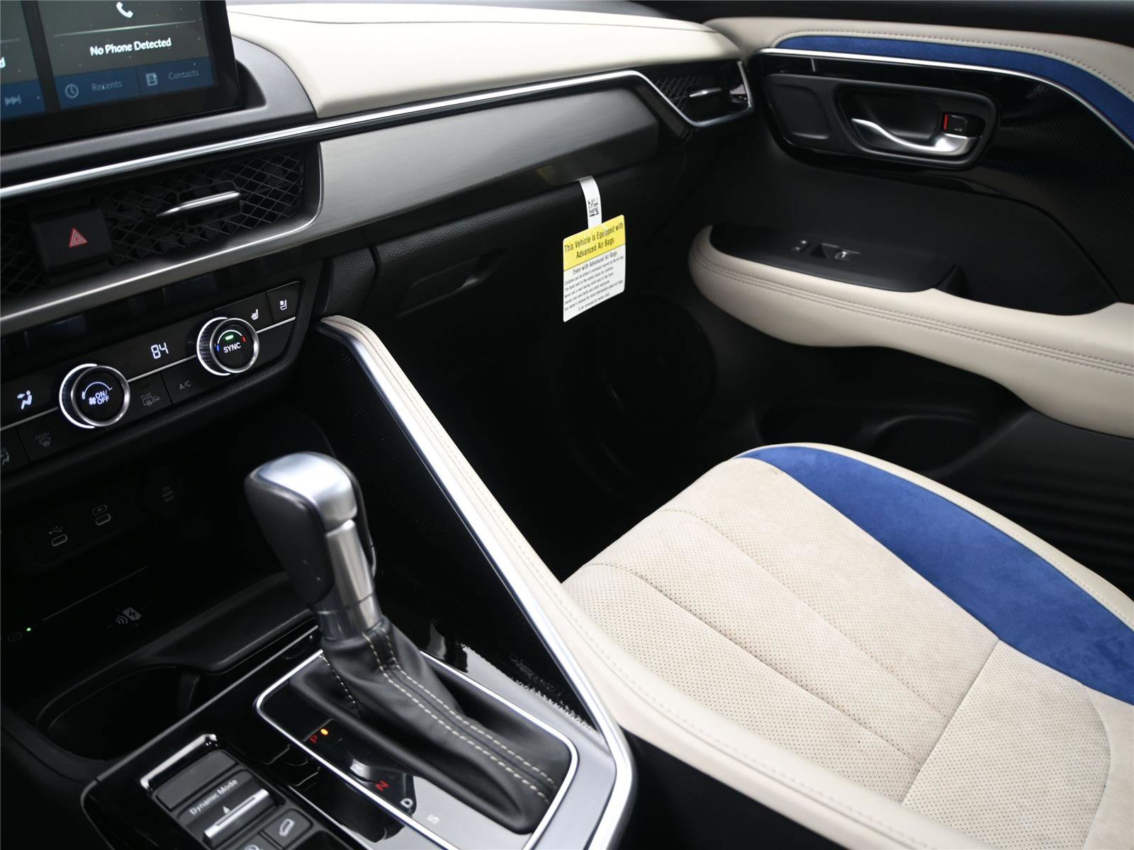 Certified 2025 Acura ADX A-Spec AWD/4WD image 4