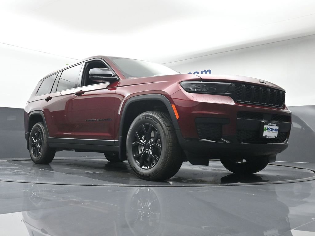 Used 2025 Jeep Grand Cherokee L Altitude AWD/4WD image 25