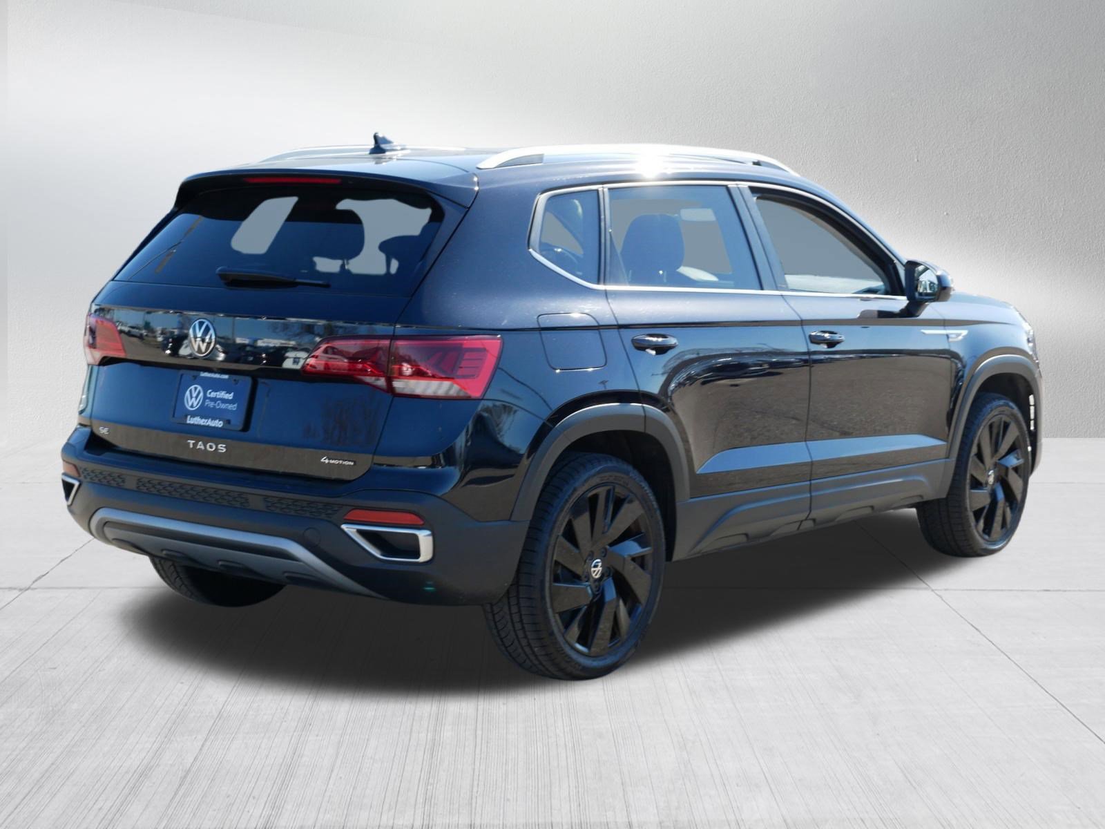 Used 2024 Volkswagen Taos SE AWD/4WD image 7