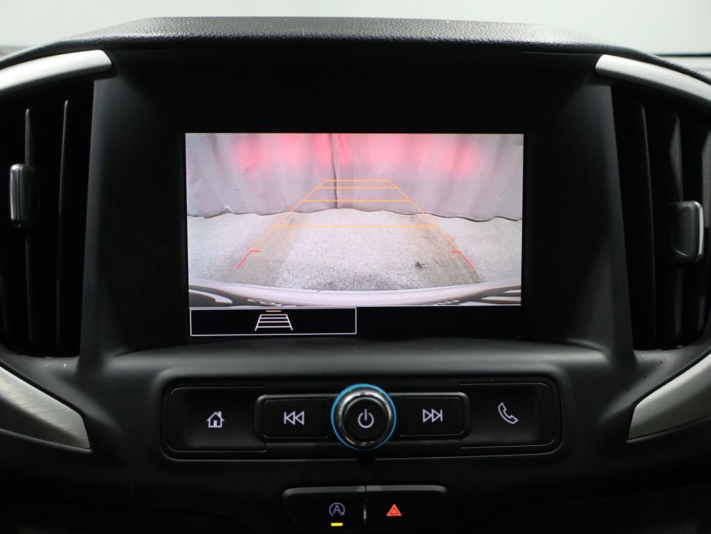 Used 2024 GMC Terrain SLE image 27