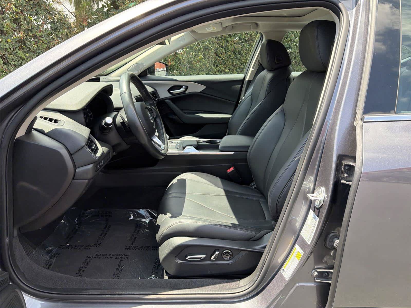 Used 2023 Acura TLX FWD image 12