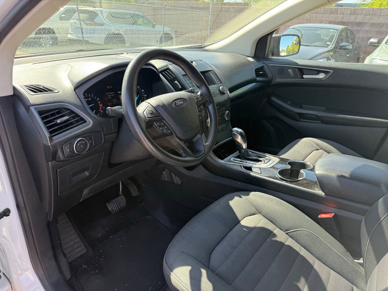 Used 2015 Ford Edge SE FWD image 14