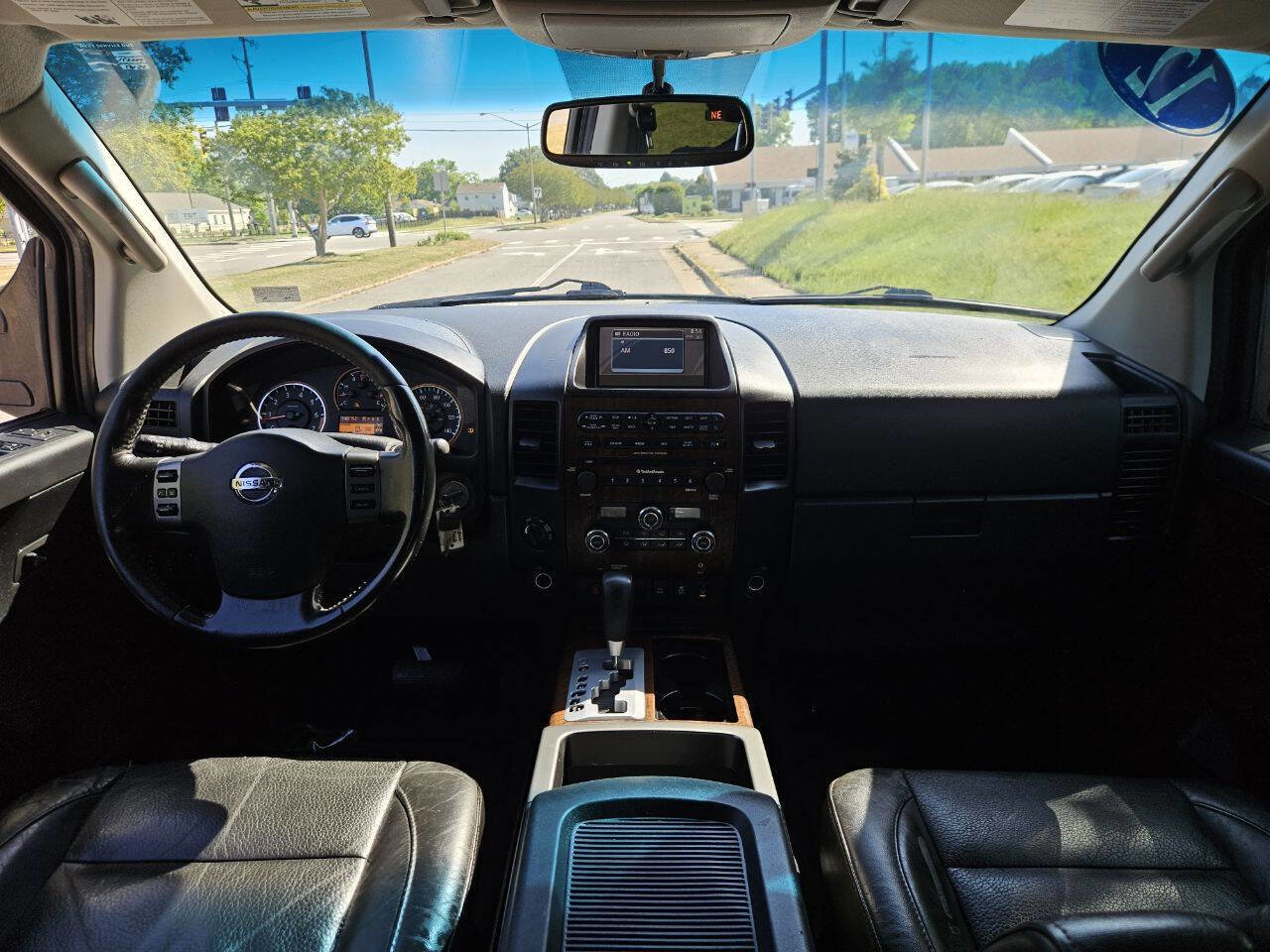 Used 2012 Nissan Titan SL w/ SL Technology Pkg AWD/4WD image 18