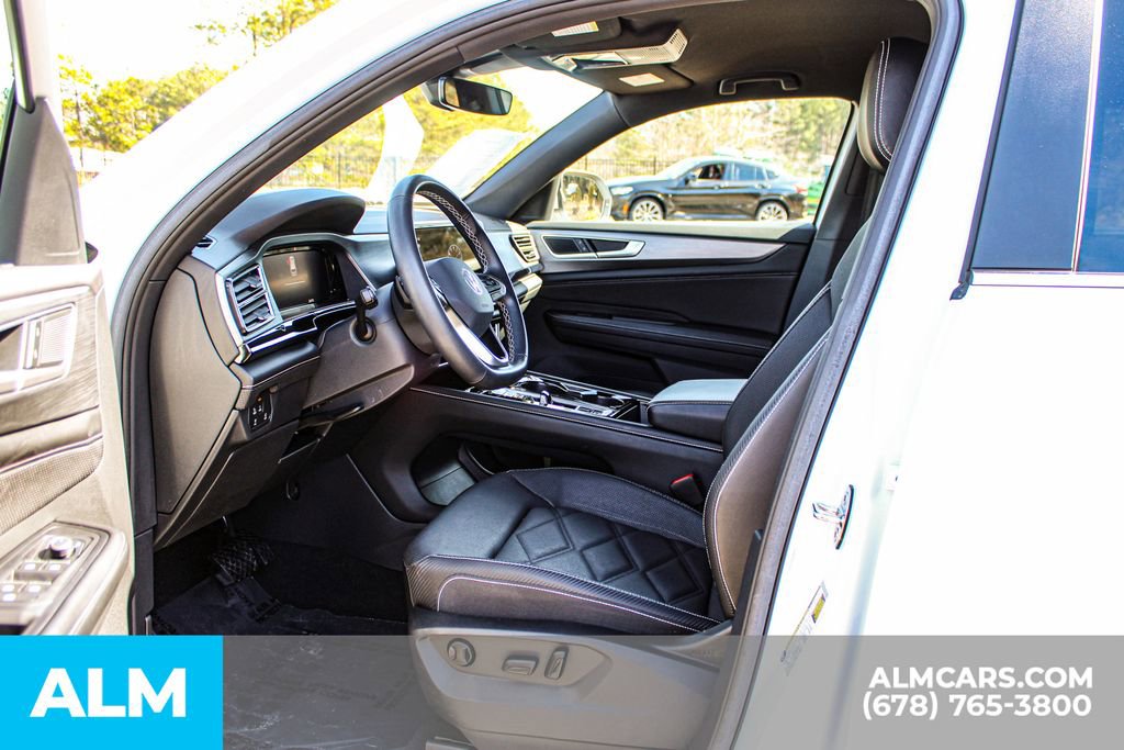 Used 2024 Volkswagen Atlas Cross Sport SE image 14