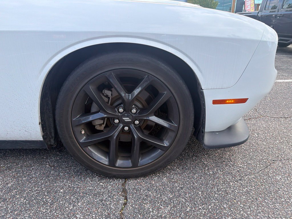 Used 2022 Dodge Challenger GT w/ Blacktop Package RWD image 5