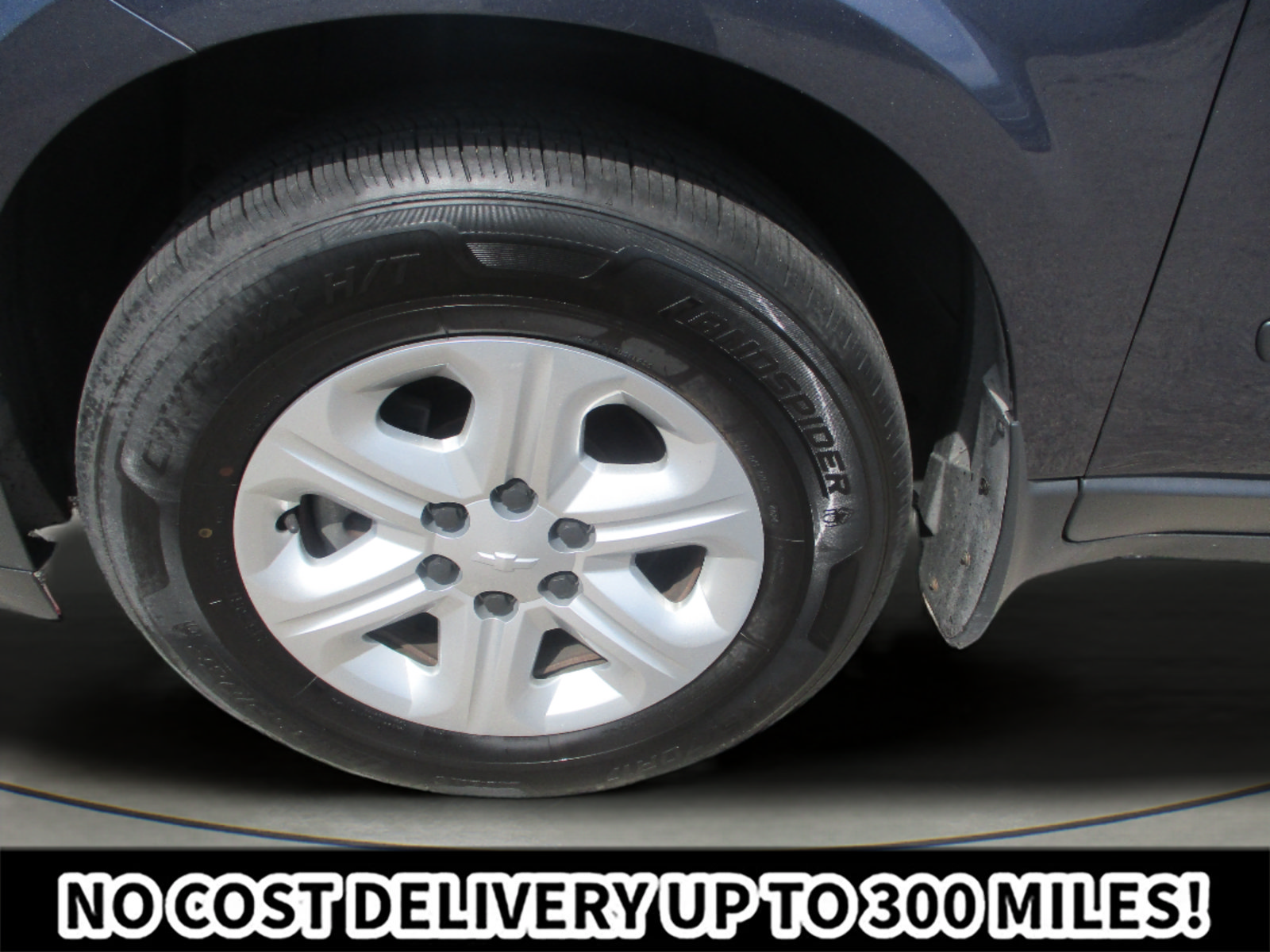 Used 2013 Chevrolet Traverse LS FWD image 32