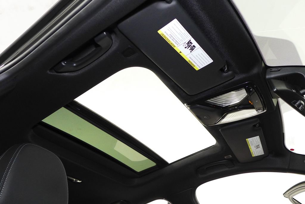 Used 2022 BMW 330i Sedan RWD image 18