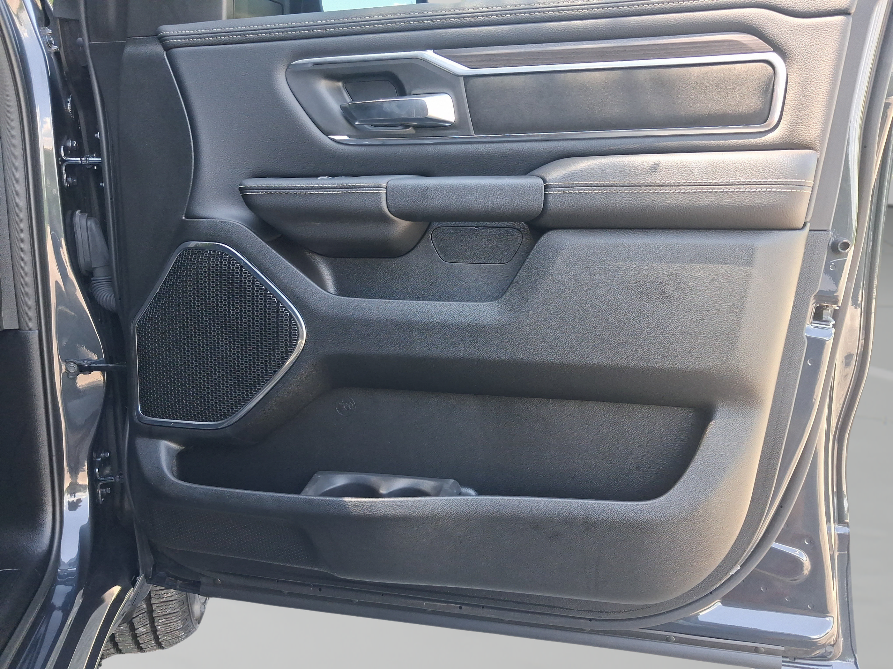 Used 2026 RAM 1500 Laramie w/ Laramie Preferred Package AWD/4WD image 32