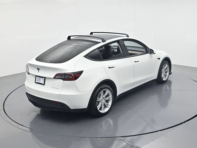Used 2022 Tesla Model Y Long Range AWD/4WD image 39