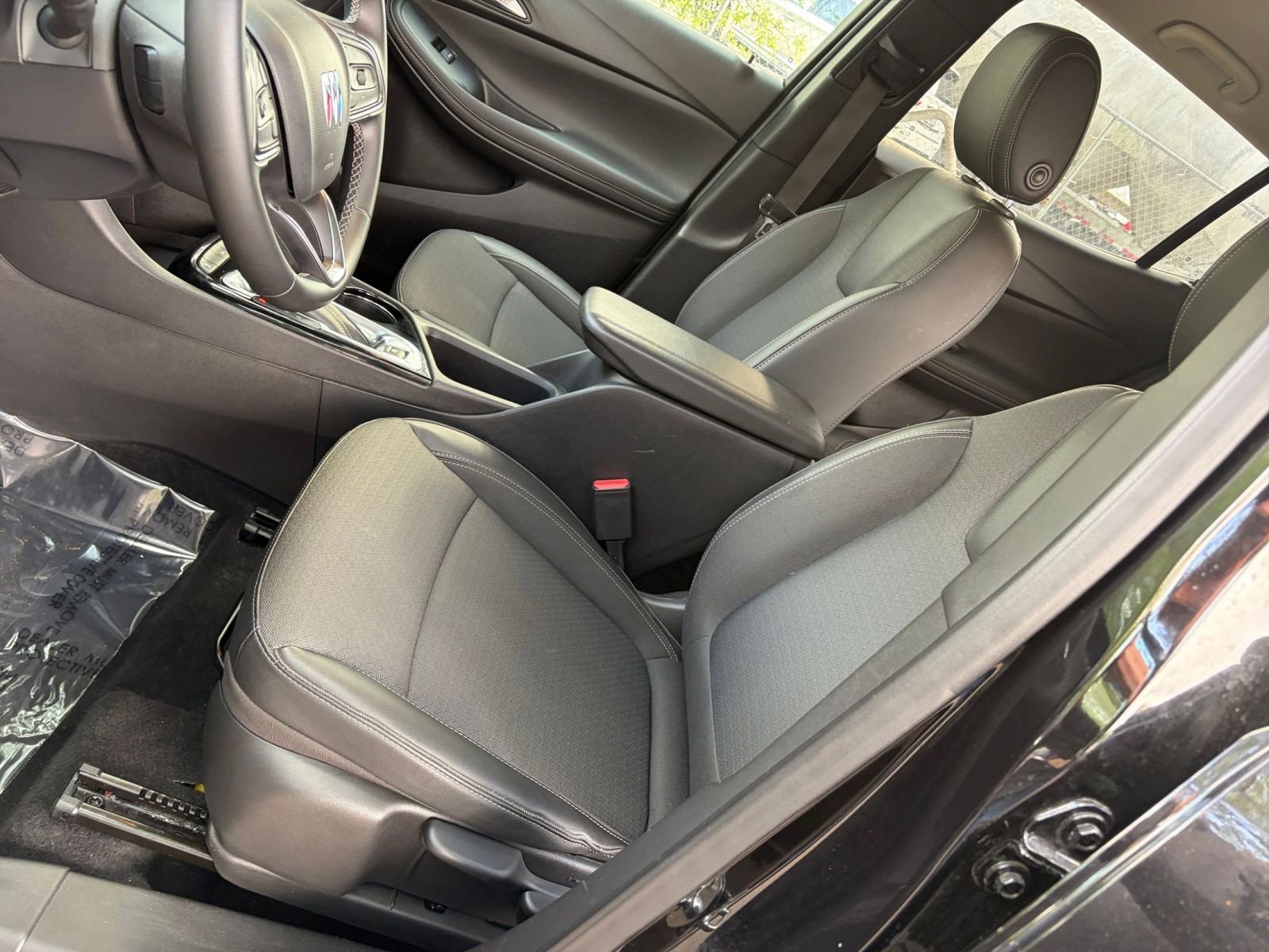 Used 2025 Buick Encore GX Preferred FWD image 34