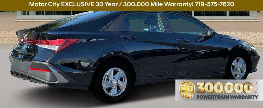 New 2025 Hyundai Elantra SE image 13