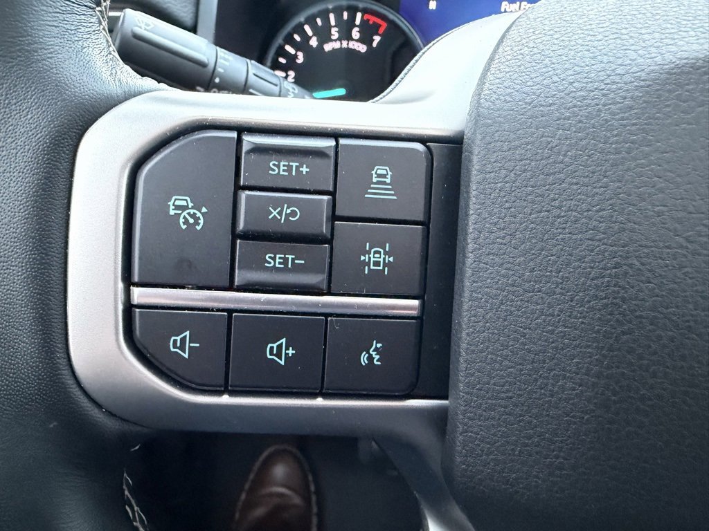 Used 2023 Ford Expedition Max Limited image 24