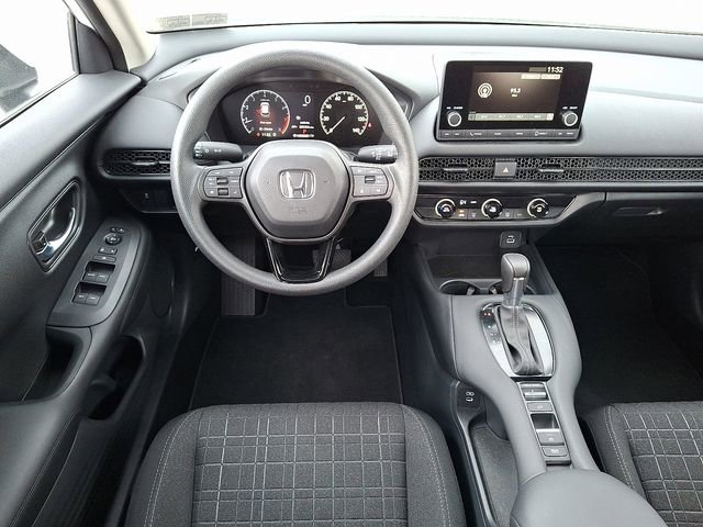 Certified 2025 Honda HR-V LX image 8