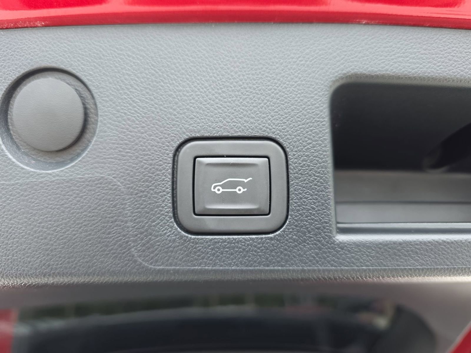 Used 2025 Chevrolet Equinox RS image 9