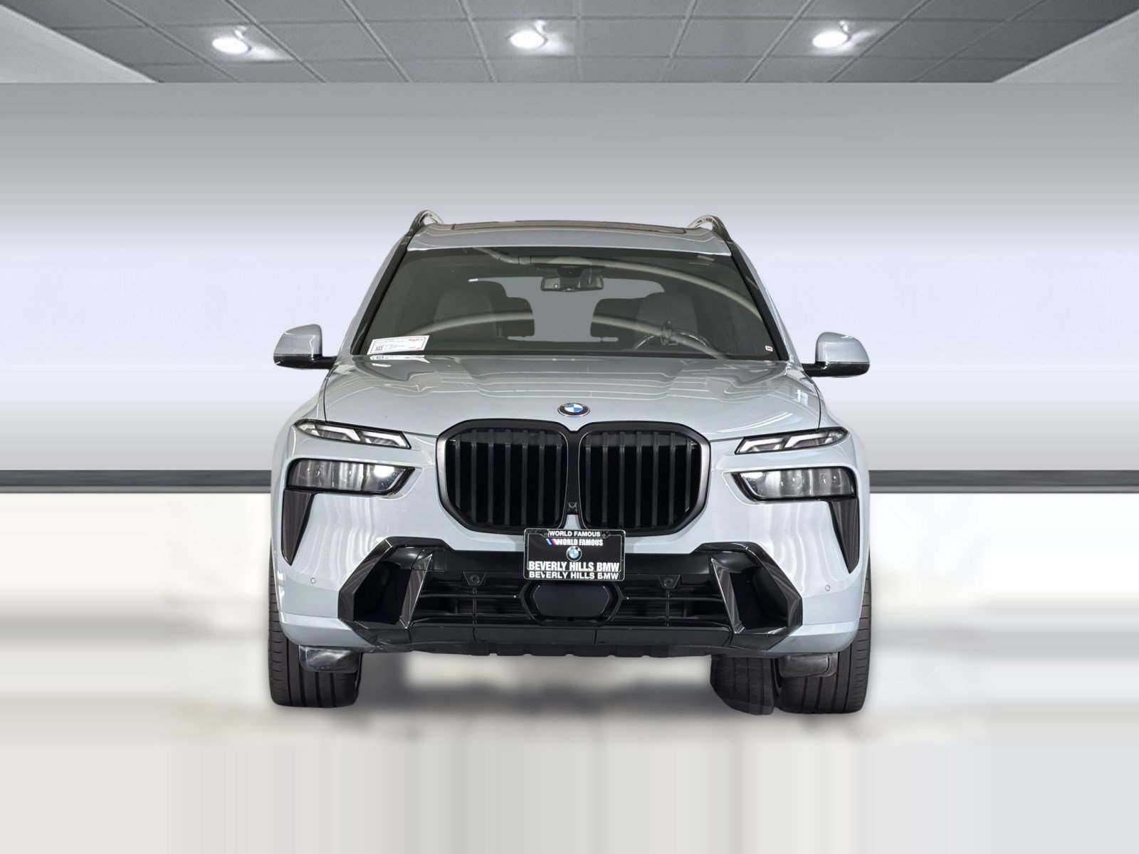 Used 2024 BMW X7 xDrive40i w/ M Sport Package AWD/4WD image 6
