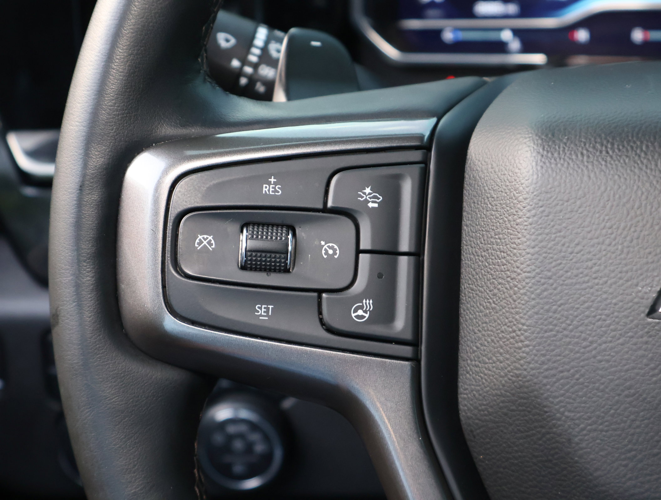 Used 2023 Chevrolet Silverado 1500 ZR2 w/ ZR2 Bison Edition AWD/4WD image 17