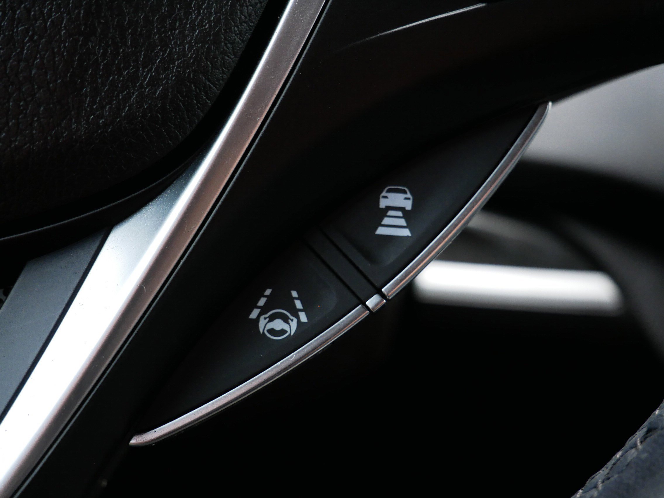 Used 2018 Acura TLX V6 w/ Technology Package FWD image 30