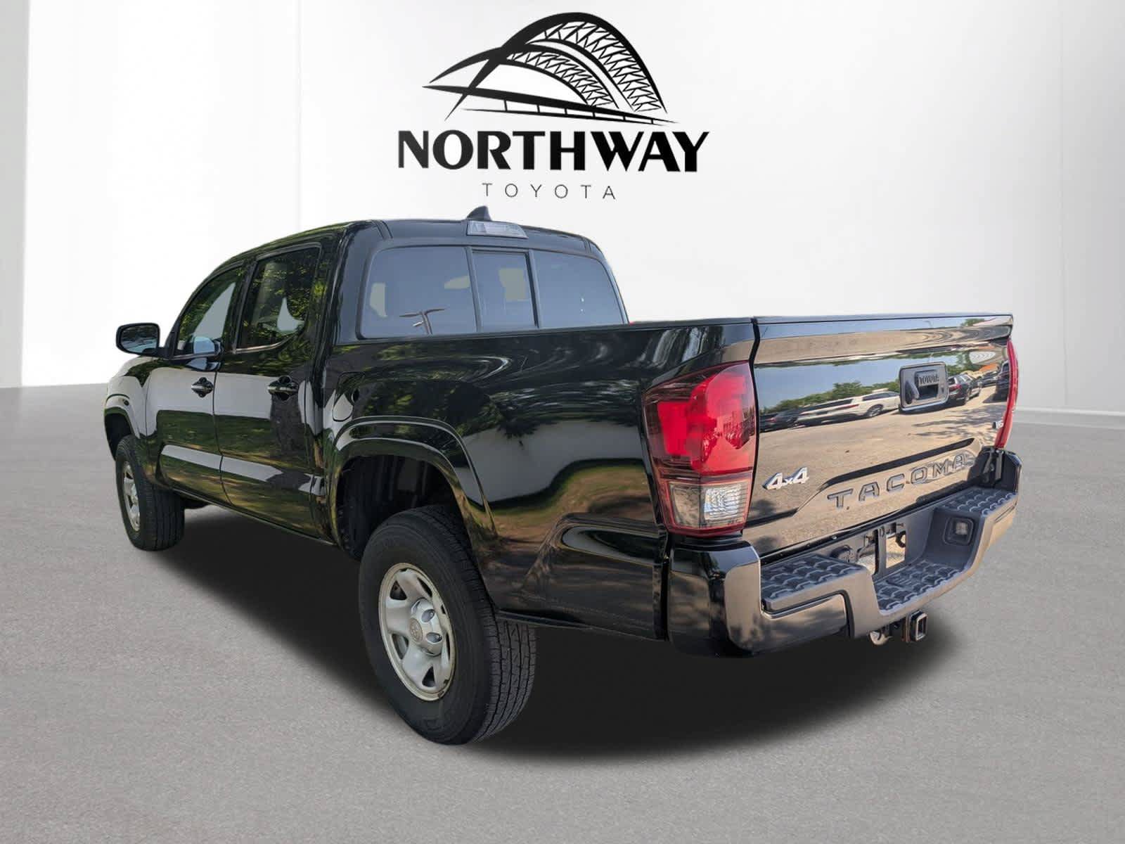 Used 2023 Toyota Tacoma SR AWD/4WD image 6