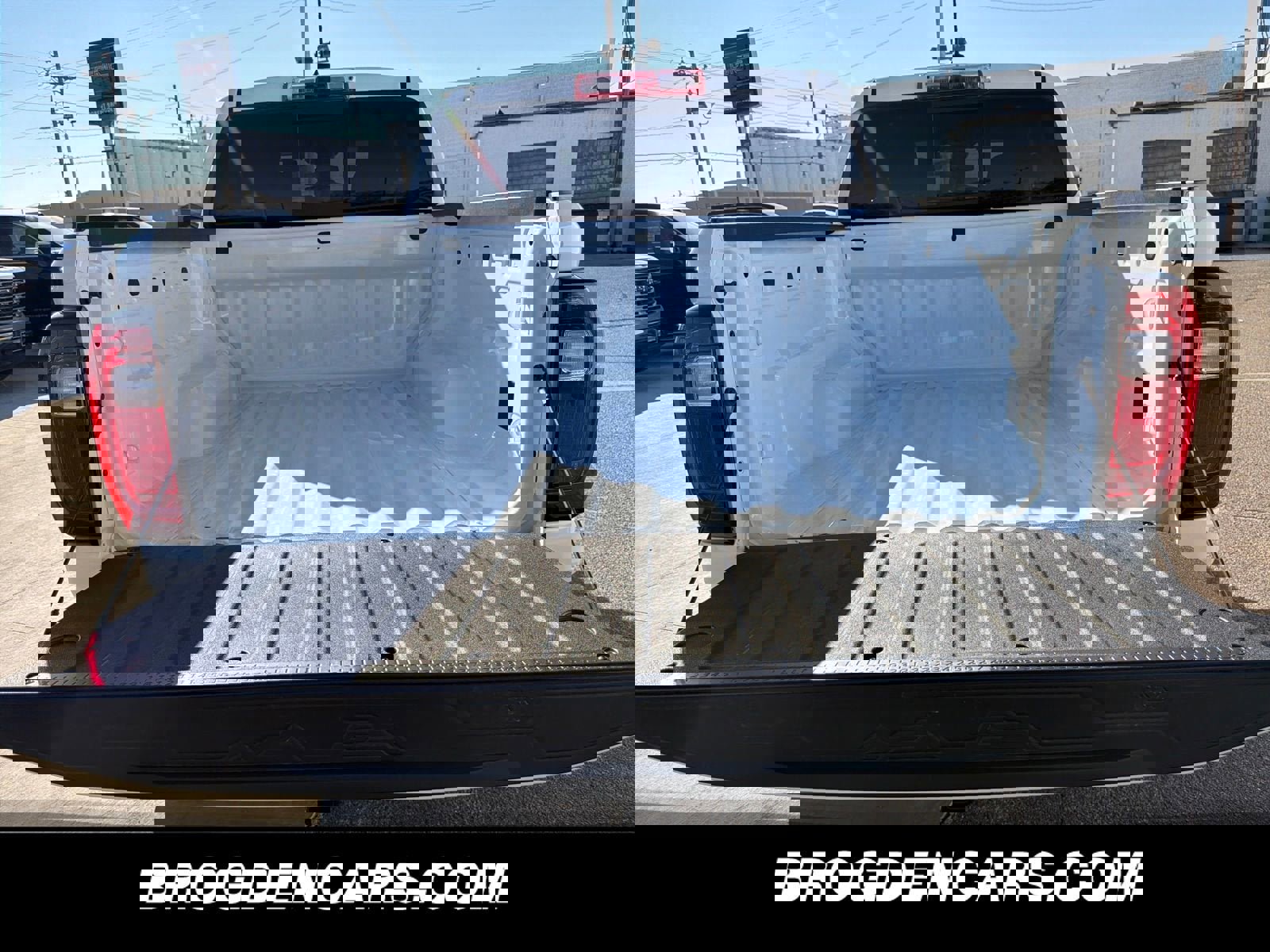 New 2026 GMC Canyon Elevation image 9